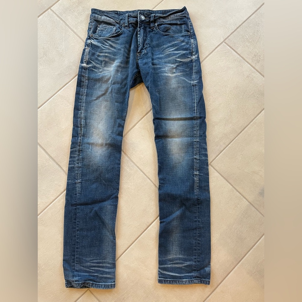 Men’s Buffalo jeans